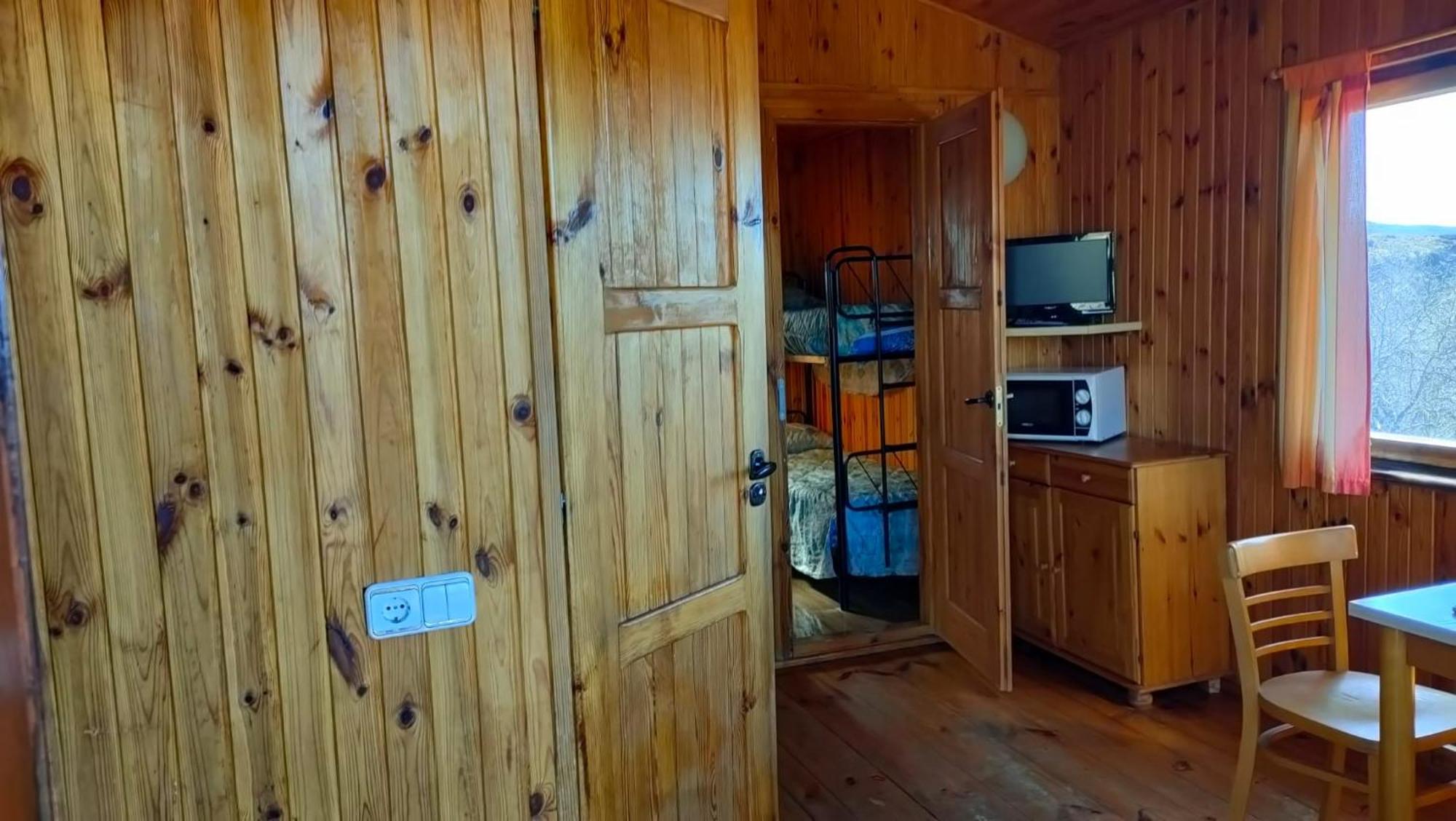 Camping De Cervera De Buitrago Luaran gambar