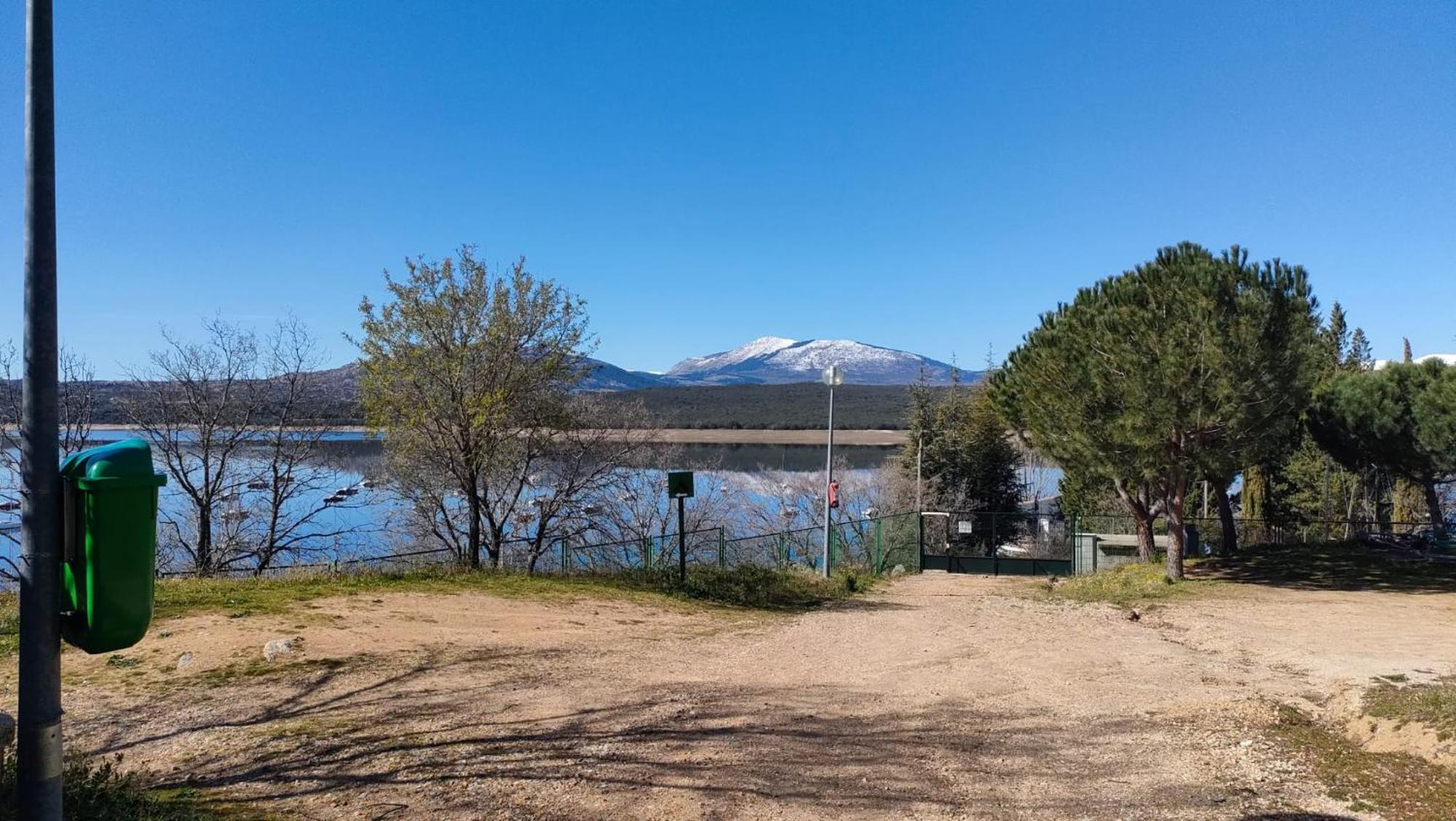 Camping De Cervera De Buitrago Luaran gambar