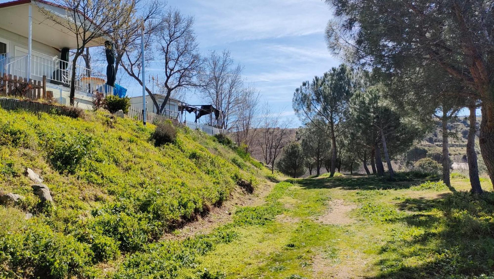 Camping De Cervera De Buitrago Luaran gambar