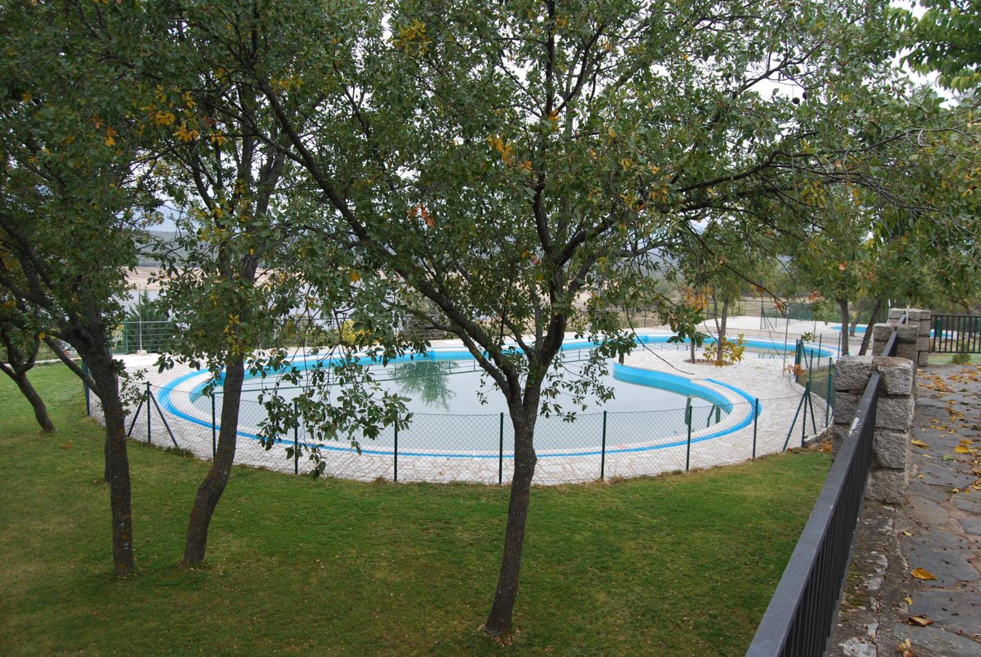 Camping De Cervera De Buitrago Luaran gambar
